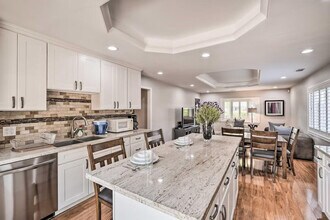 3096 Dovela Way in San Jose, CA - Building Photo - Building Photo