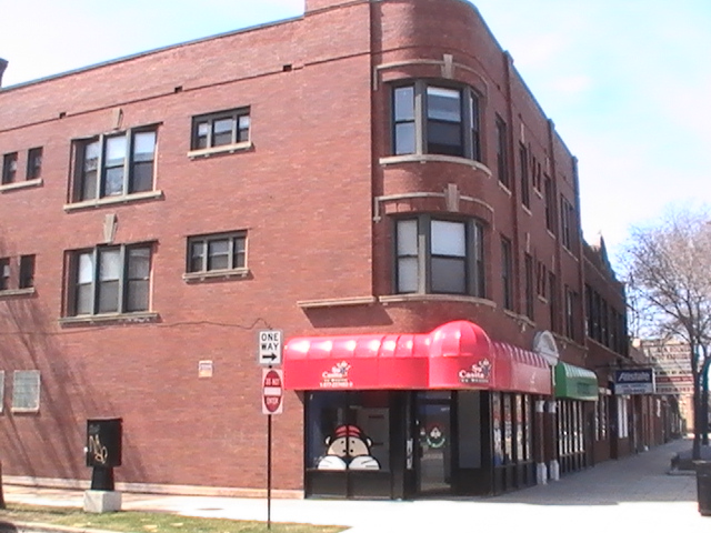 3245-3247 W Fullerton Ave in Chicago, IL - Building Photo