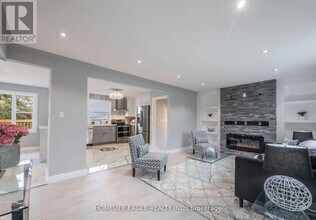 79 Simcoe Rd in Bradford West Gwillimbury, ON - Building Photo - Building Photo