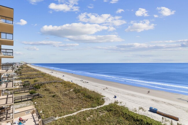 4000 N Ocean Blvd in North Myrtle Beach, SC - Foto de edificio - Building Photo