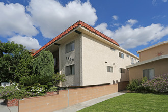 1450 S Centinela Ave in Los Angeles, CA - Building Photo - Building Photo