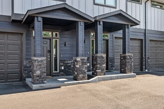 The Towns on Entiat in Kennewick, WA - Foto de edificio - Building Photo