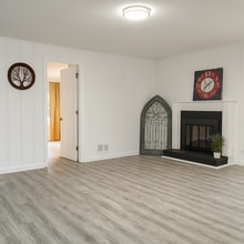 806 Peter St in McHenry, IL - Building Photo - Building Photo