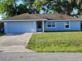 9095 E China Grove Ln in Inverness, FL - Building Photo