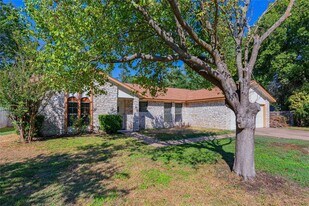 13406 Effingham St in Austin, TX - Building Photo