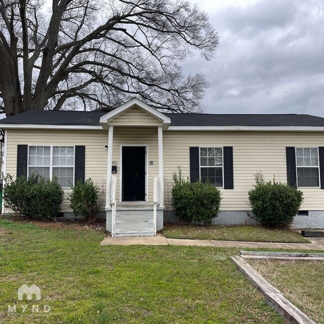 property at 4316 Hovis Rd