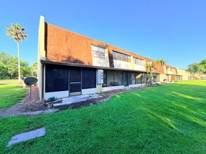 6125 Topher Trail in Mulberry, FL - Building Photo - Building Photo