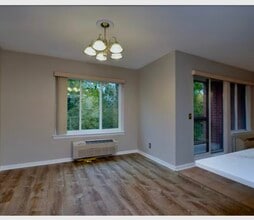 41 Wellington Ct, Unit 3I in Staten Island, NY - Building Photo - Building Photo