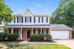 8129 Vermilion Dr in Charlotte, NC - Building Photo
