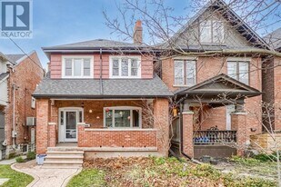118 Mavety St in Toronto, ON - Building Photo