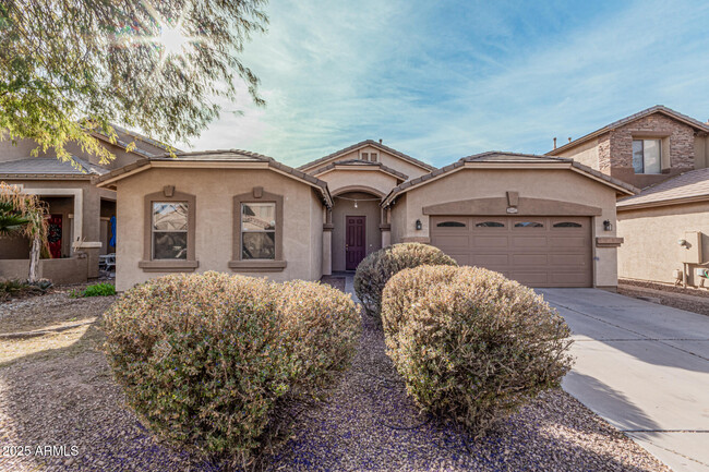 46089 W Rainbow Dr in Maricopa, AZ - Building Photo - Building Photo