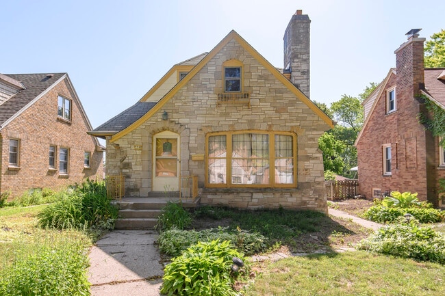 property at 3940 N 64th St
