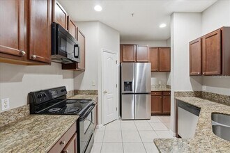 757 Ashworth Overlook Dr in Apopka, FL - Building Photo - Building Photo