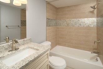 138 Duvall Ln in Gaithersburg, MD - Building Photo - Building Photo