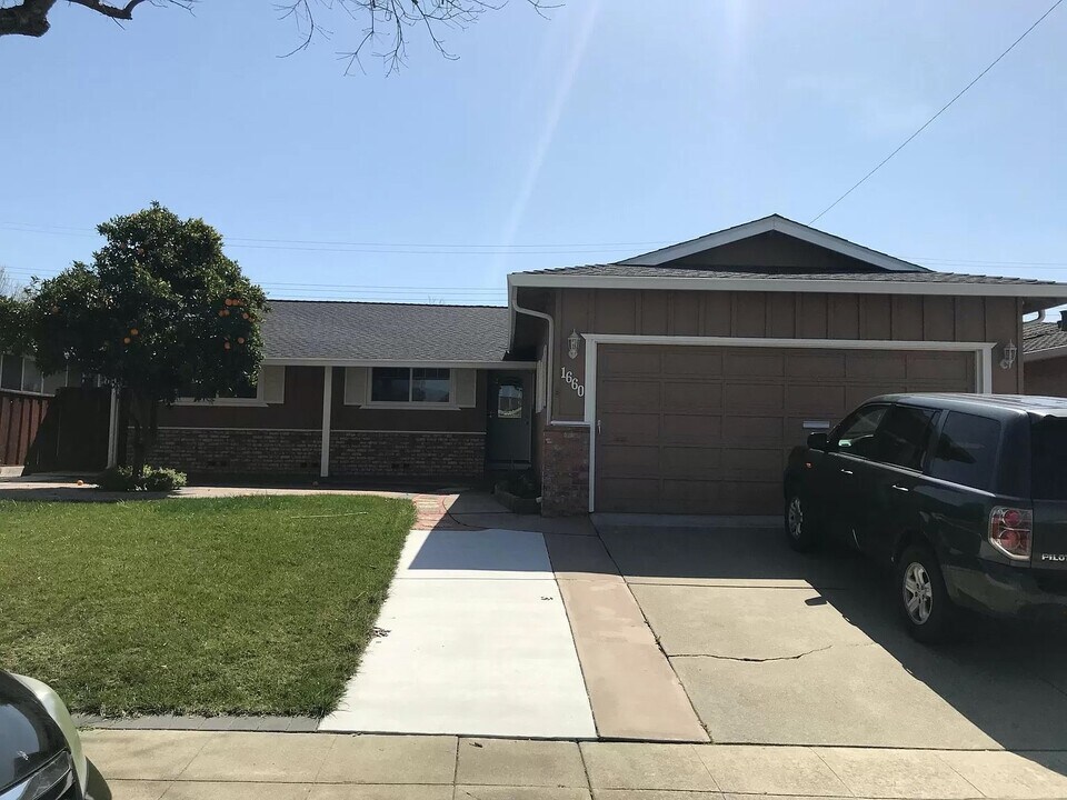 1660 Mt Rainier Ave in Milpitas, CA - Building Photo