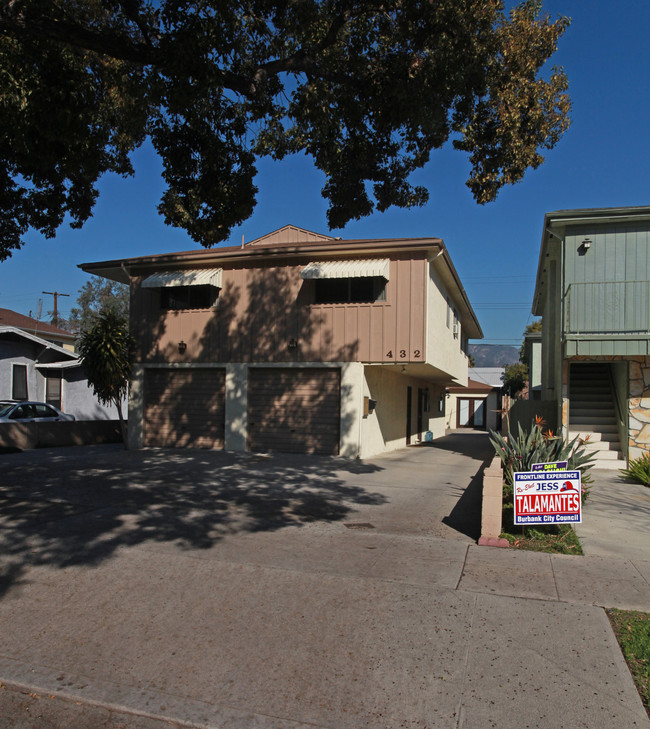 432 N Shelton St in Burbank, CA - Building Photo - Building Photo