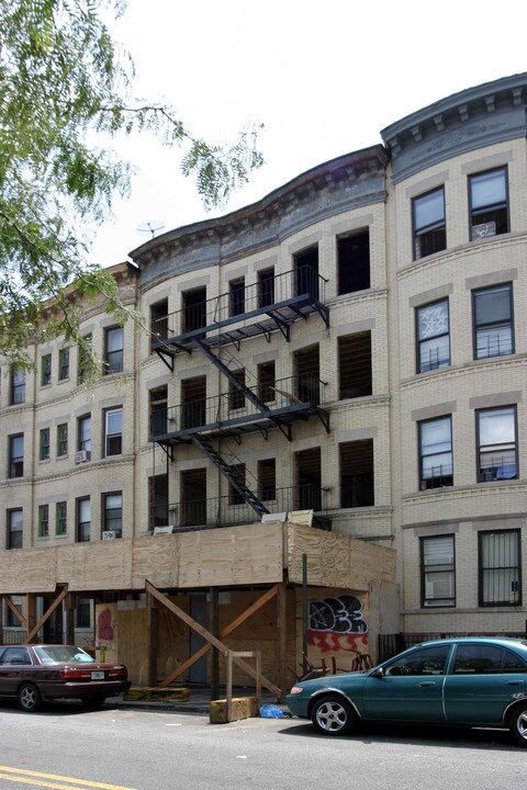 794 Saint Johns Pl in Brooklyn, NY - Building Photo