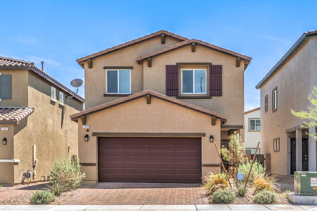 7849 Pink Opal Ave in Las Vegas, NV - Building Photo