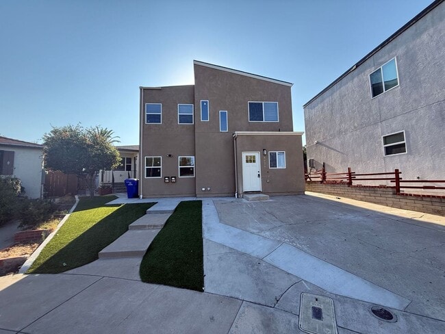 property at 4828 Curry Dr