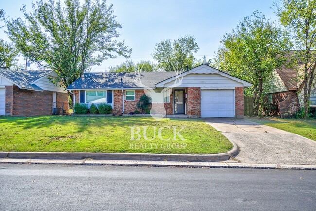 property at 2804 SW 82nd St