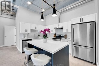 11941 Tecumseh Rd E in Tecumseh, ON - Building Photo - Building Photo