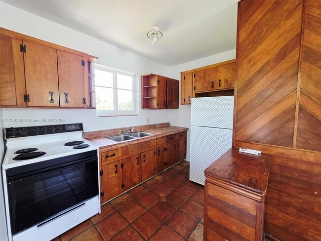 524 Hampton Rd in West Palm Beach, FL - Building Photo - Building Photo