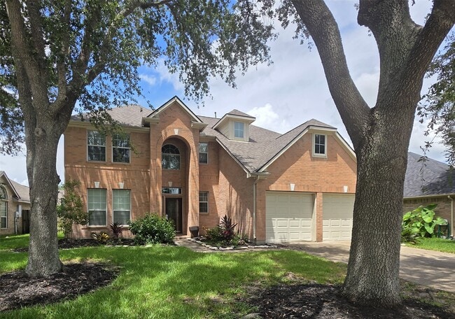 property at 2111 Emerald Cove Dr