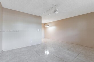 400 SW 134th Way, Unit 107F in Pembroke Pines, FL - Building Photo - Building Photo