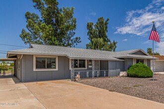 12640 N Pebble Beach Dr in Sun City, AZ - Building Photo - Building Photo