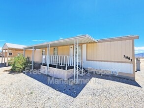 3851 W Donner St in Pahrump, NV - Building Photo - Building Photo