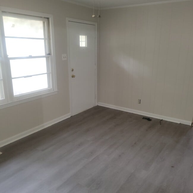 418 Pervie Bolick St in Eden, NC - Building Photo - Building Photo