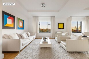 110 Central Park S in New York, NY - Building Photo