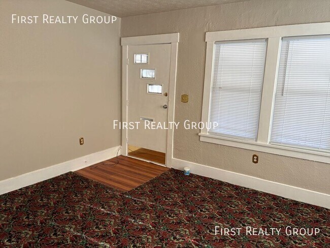 909 Iola Ave in Dayton, OH - Building Photo - Building Photo