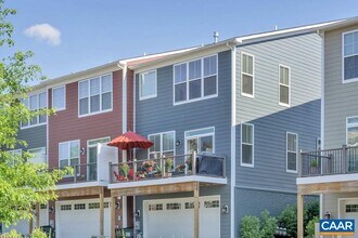 982 Belvedere Way in Charlottesville, VA - Building Photo - Building Photo