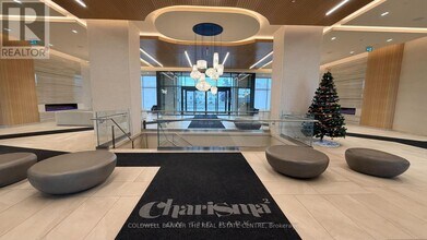 8960 Jane St in Vaughan, ON - Building Photo - Building Photo