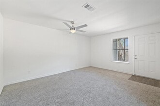9903 Roxanna Dr in Austin, TX - Building Photo - Building Photo