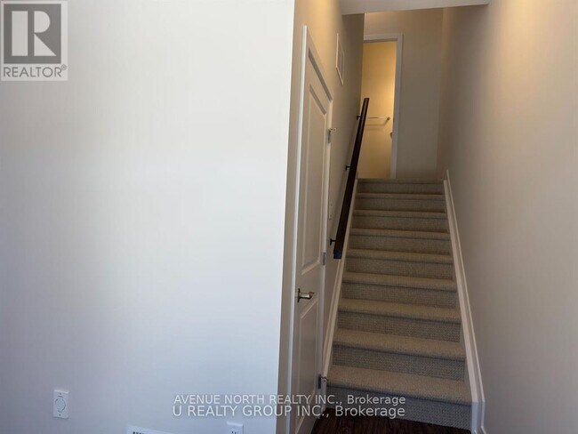 415 Jewelwing Private in Ottawa, ON - Building Photo - Building Photo