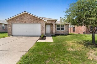 2633 Salt Maker Way in Little Elm, TX - Building Photo