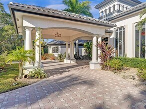 3079 Old Still Ln in Weston, FL - Building Photo - Building Photo