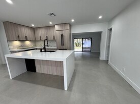 1133 SW 11th St in Boca Raton, FL - Building Photo