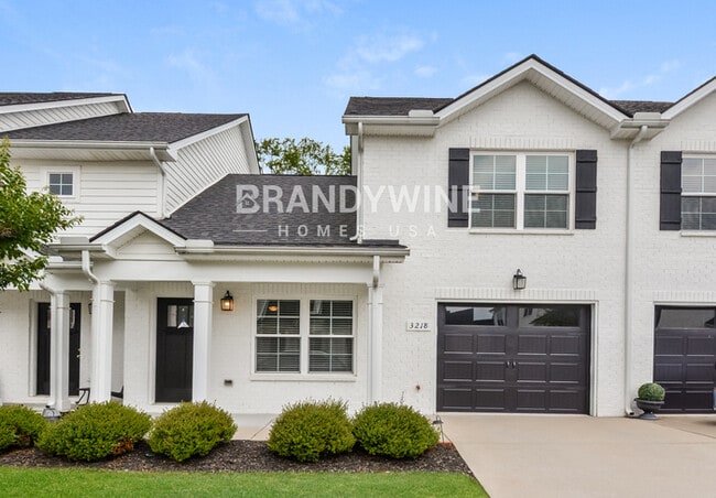property at 3218 Clemons Cir