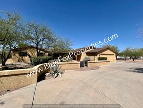 4340 E Cerrada Del Charro in Tucson, AZ - Building Photo - Building Photo