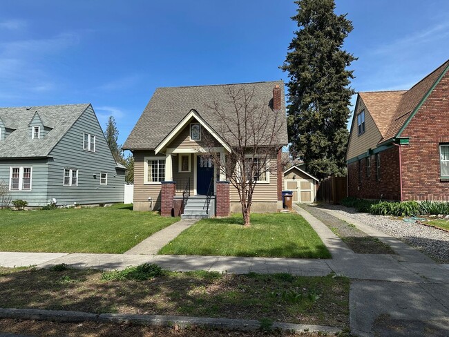 property at 2910 W Gardner Ave