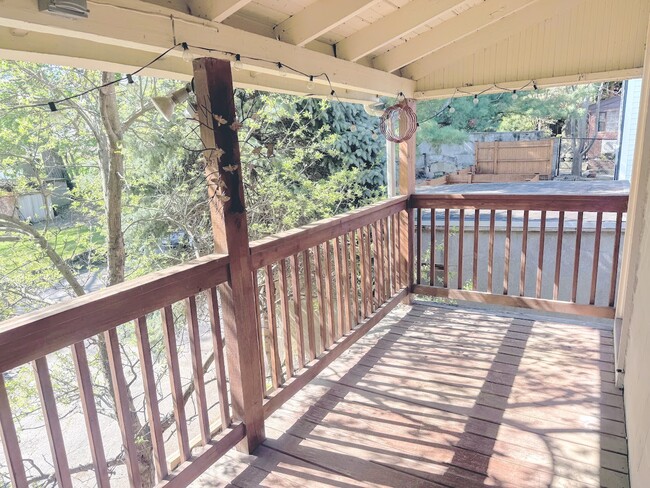8 Belmont St, Unit 2