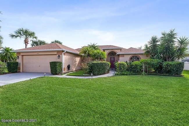property at 697 Sheridan Woods Dr