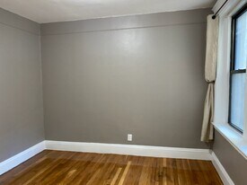 71 Park St, Unit 9 in Boston, MA - Building Photo