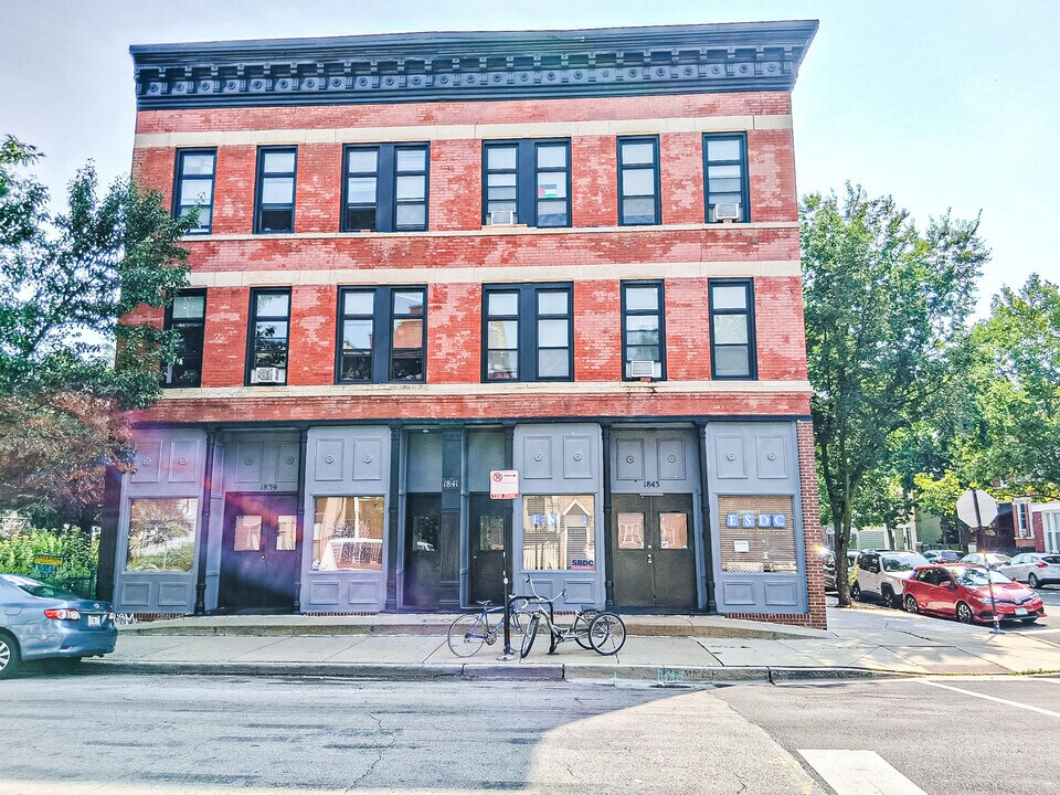 1841 S Carpenter St in Chicago, IL - Building Photo