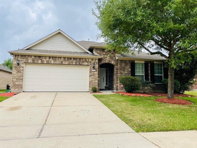 property at 710 Honeysuckle Vine Dr