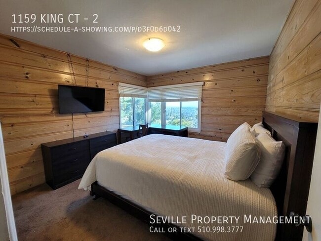 property at 1159 King Ct