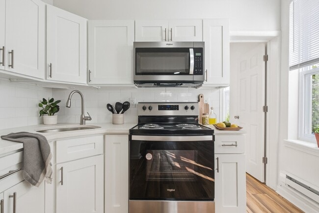 4447 N 19th St in Philadelphia, PA - Building Photo - Building Photo